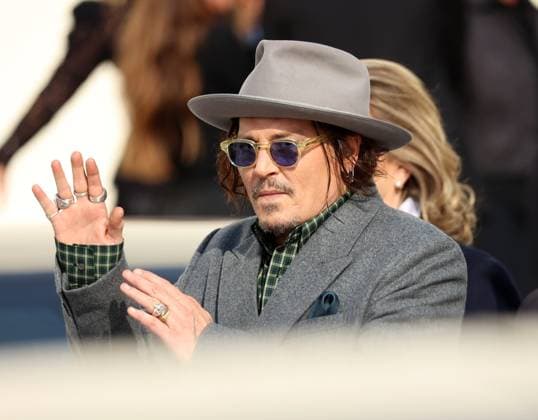 Johnny Depp attends the Christian Dior show Johnny Depp attends the Christian Dior Womenswear Spring Summer 2026 show as part of Paris Fashion Week on October 01, 2025 in Paris, France.  Copyright: xDidierxFereyx