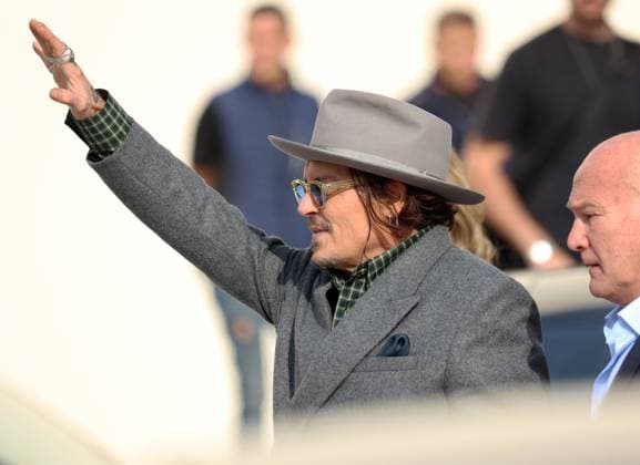 Johnny Depp attends the Christian Dior show Johnny Depp attends the Christian Dior Womenswear Spring Summer 2026 show as part of Paris Fashion Week on October 01, 2025 in Paris, France.  Copyright: xDidierxFereyx