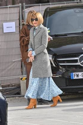 PFW Dior Outside Arrivals Anna Wintour arriving at Dior Show during Paris Fashion Week in Paris, France on October 1, 2025. Photo by Julien Reynaud APS-Medias ABACAPRESS.COM Paris France  Copyright: xReynaudxJulien APS-Medias ABACAx