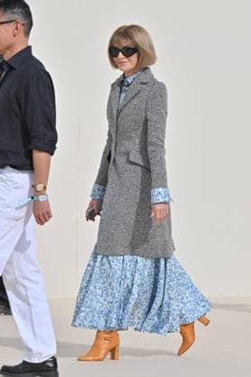 PFW Dior Outside Arrivals Anna Wintour arriving at Dior Show during Paris Fashion Week in Paris, France on October 1, 2025. Photo by Julien Reynaud APS-Medias ABACAPRESS.COM Paris France  Copyright: xReynaudxJulien APS-Medias ABACAx