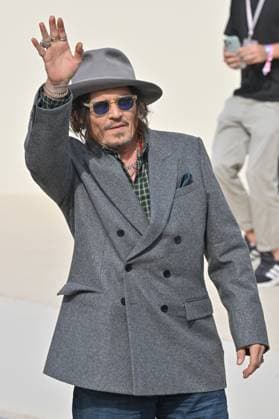 PFW Dior Outside Arrivals Johnny Depp arriving at Dior Show during Paris Fashion Week in Paris, France on October 1, 2025. Photo by Julien Reynaud APS-Medias ABACAPRESS.COM Paris France  Copyright: xReynaudxJulien APS-Medias ABACAx