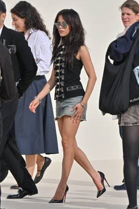 PFW Dior Outside Arrivals Jenna Ortega arriving at Dior Show during Paris Fashion Week in Paris, France on October 1, 2025. Photo by Julien Reynaud APS-Medias ABACAPRESS.COM Paris France  Copyright: xReynaudxJulien APS-Medias ABACAx