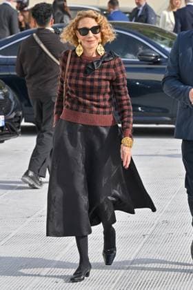 PFW Dior Outside Arrivals Marisa Berenson arriving at Dior Show during Paris Fashion Week in Paris, France on October 1, 2025. Photo by Julien Reynaud APS-Medias ABACAPRESS.COM Paris France  Copyright: xReynaudxJulien APS-Medias ABACAx