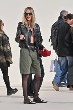PFW Dior Outside Arrivals Charlize Theron arriving at Dior Show during Paris Fashion Week in Paris, France on October 1, 2025. Photo by Julien Reynaud APS-Medias ABACAPRESS.COM Paris France  Copyright: xReynaudxJulien APS-Medias ABACAx