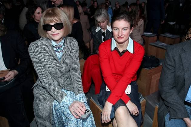 Anna Wintour and Chloé Malle at the Front Row of the Christian Dior Womenswear Collection Prêt à Porter Spring Summer 2026 show as part of Paris Fashion Week PFW , in the Jardin des Tuileries, in Paris, France, October 1st, 2025 Bertrand Rindoff Bestimage Front Row Christian Dior Womenswear Spring Summer 2026 show as part of Paris Fashion Week on October 1st, 2025 in Paris, France Paris France  Copyright: xBERTRANDxRINDOFFxPETROFFx xBESTIMAGExBERTRANDxRINDOFFxPETROFFx xBESTIMAGEx