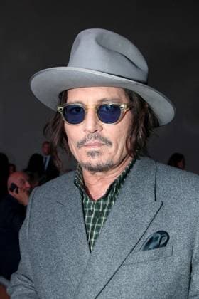 Johnny Depp at the Front Row of the Christian Dior Womenswear Collection Prêt à Porter Spring Summer 2026 show as part of Paris Fashion Week PFW , in the Jardin des Tuileries, in Paris, France, October 1st, 2025 Bertrand Rindoff Bestimage Front Row Christian Dior Womenswear Spring Summer 2026 show as part of Paris Fashion Week on October 1st, 2025 in Paris, France Paris France  Copyright: xBERTRANDxRINDOFFxPETROFFx xBESTIMAGExBERTRANDxRINDOFFxPETROFFx xBESTIMAGEx