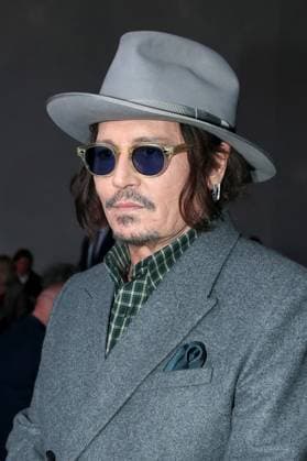 Johnny Depp at the Front Row of the Christian Dior Womenswear Collection Prêt à Porter Spring Summer 2026 show as part of Paris Fashion Week PFW , in the Jardin des Tuileries, in Paris, France, October 1st, 2025 Bertrand Rindoff Bestimage Front Row Christian Dior Womenswear Spring Summer 2026 show as part of Paris Fashion Week on October 1st, 2025 in Paris, France Paris France  Copyright: xBERTRANDxRINDOFFxPETROFFx xBESTIMAGExBERTRANDxRINDOFFxPETROFFx xBESTIMAGEx
