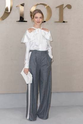 Natalia Vodianova at the photocall at the Christian Dior Womenswear Collection Prêt à Porter Spring Summer 2026 show as part of Paris Fashion Week PFW , in the Jardin des Tuileries, in Paris, France, October 01, 2025 Olivier Borde Bestimage Photocall Christian Dior Womenswear Spring Summer 2026 show as part of Paris Fashion Week on October 01, 2025 in Paris, France Paris France  Copyright: xOLIVIERxBORDEx xBESTIMAGExOLIVIERxBORDEx xBESTIMAGEx