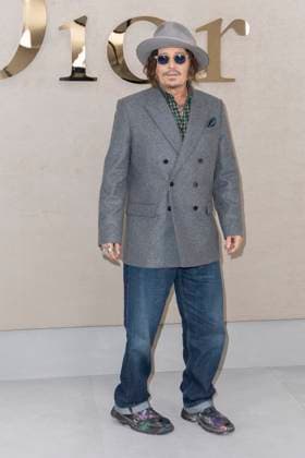 Johnny Depp at the photocall at the Christian Dior Womenswear Collection Prêt à Porter Spring Summer 2026 show as part of Paris Fashion Week PFW , in the Jardin des Tuileries, in Paris, France, October 01, 2025 Olivier Borde Bestimage Photocall Christian Dior Womenswear Spring Summer 2026 show as part of Paris Fashion Week on October 01, 2025 in Paris, France Paris France  Copyright: xOLIVIERxBORDEx xBESTIMAGExOLIVIERxBORDEx xBESTIMAGEx