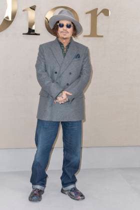 Johnny Depp at the photocall at the Christian Dior Womenswear Collection Prêt à Porter Spring Summer 2026 show as part of Paris Fashion Week PFW , in the Jardin des Tuileries, in Paris, France, October 01, 2025 Olivier Borde Bestimage Photocall Christian Dior Womenswear Spring Summer 2026 show as part of Paris Fashion Week on October 01, 2025 in Paris, France Paris France  Copyright: xOLIVIERxBORDEx xBESTIMAGExOLIVIERxBORDEx xBESTIMAGEx