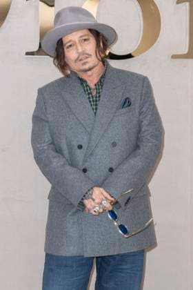 Johnny Depp at the photocall at the Christian Dior Womenswear Collection Prêt à Porter Spring Summer 2026 show as part of Paris Fashion Week PFW , in the Jardin des Tuileries, in Paris, France, October 01, 2025 Olivier Borde Bestimage Photocall Christian Dior Womenswear Spring Summer 2026 show as part of Paris Fashion Week on October 01, 2025 in Paris, France Paris France  Copyright: xOLIVIERxBORDEx xBESTIMAGExOLIVIERxBORDEx xBESTIMAGEx