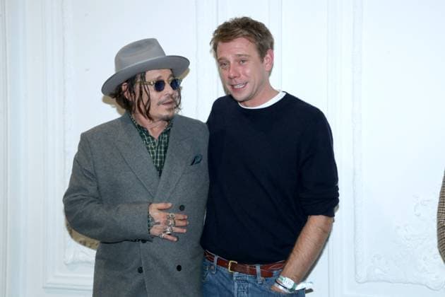 Johnny Depp and J W Anderson at the Greeting of the Christian Dior Womenswear Collection Prêt à Porter Spring Summer 2026 show as part of Paris Fashion Week PFW , in the Jardin des Tuileries, in Paris, France, October 1st, 2025 Bertrand Rindoff Bestimage Greeting Christian Dior Womenswear Spring Summer 2026 show as part of Paris Fashion Week on October 1st, 2025 in Paris, France Paris France  Copyright: xBERTRANDxRINDOFFxPETROFFx xBESTIMAGExBERTRANDxRINDOFFxPETROFFx xBESTIMAGEx