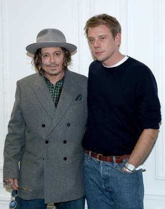Johnny Depp and J W Anderson at the Greeting of the Christian Dior Womenswear Collection Prêt à Porter Spring Summer 2026 show as part of Paris Fashion Week PFW , in the Jardin des Tuileries, in Paris, France, October 1st, 2025 Bertrand Rindoff Bestimage Greeting Christian Dior Womenswear Spring Summer 2026 show as part of Paris Fashion Week on October 1st, 2025 in Paris, France Paris France  Copyright: xBERTRANDxRINDOFFxPETROFFx xBESTIMAGExBERTRANDxRINDOFFxPETROFFx xBESTIMAGEx