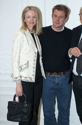 Delphine Arnault General Manager of Dior and J W Anderson at the Greeting of the Christian Dior Womenswear Collection Prêt à Porter Spring Summer 2026 show as part of Paris Fashion Week PFW , in the Jardin des Tuileries, in Paris, France, October 1st, 2025 Bertrand Rindoff Bestimage Greeting Christian Dior Womenswear Spring Summer 2026 show as part of Paris Fashion Week on October 1st, 2025 in Paris, France Paris France  Copyright: xBERTRANDxRINDOFFxPETROFFx xBESTIMAGExBERTRANDxRINDOFFxPETROFFx xBESTIMAGEx