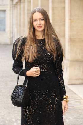 PFW - Gabriela Hearst Photocall Guest attends the Gabriela Hearst Womenswear Spring Summer 2026 show as part of Paris Fashion Week in Paris, France on October 01, 2025. Photo by Jerome Domine ABACAPRESS.COM France  Copyright: xDominexJerome ABACAx