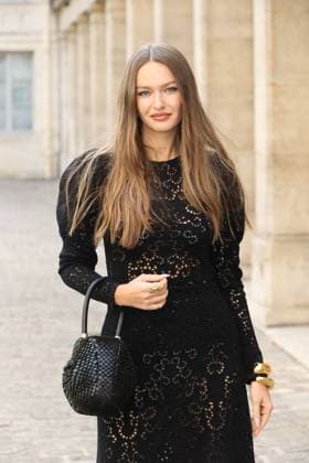 PFW - Gabriela Hearst Photocall Guest attends the Gabriela Hearst Womenswear Spring Summer 2026 show as part of Paris Fashion Week in Paris, France on October 01, 2025. Photo by Jerome Domine ABACAPRESS.COM France  Copyright: xDominexJerome ABACAx