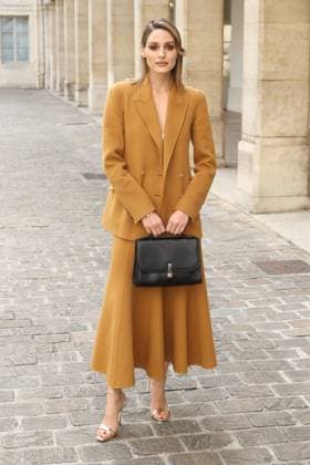 PFW - Gabriela Hearst Photocall Olivia Palermo attends the Gabriela Hearst Womenswear Spring Summer 2026 show as part of Paris Fashion Week in Paris, France on October 01, 2025. Photo by Jerome Domine ABACAPRESS.COM France  Copyright: xDominexJerome ABACAx