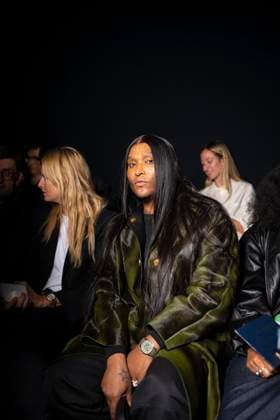 Law Roach au Front Row au défilé Tom Ford Collection Femme Prêt à Porter Printemps Eté 2026 lors de la Fashion Week de Paris PFW , Place Vendôme, à Paris, France, le 1er octobre 2025 Pierre Perusseau Bestimage Front Row Tom Ford fashion show as part of Spring Summer 2026 Paris Fashion Week on October 01, 2025 in Paris, France Paris France  Copyright: xTizianoxDaxSilvax-xPierrexPerusseaux xBestimagexTizianoxDaxSilvax-xPierrexPerusseaux xBestimagex