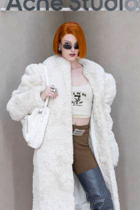 Gigi Goode - Photo Call of Acne Studio Fashion Show, Spring Summer 2026 Collection as part of Paris Fashion Week, France, October 1st, 2025 Olivier Borde Bestimage Photo Call of Acne Studio Fashion Show, Spring Summer 2026 Collection as part of Paris Fashion Week, France, October 1st, 2025 Paris France  Copyright: xOLIVIERxBORDEx xBESTIMAGExOLIVIERxBORDEx xBESTIMAGEx
