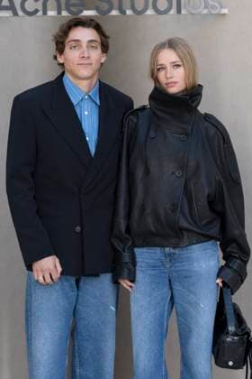Armand Duplantis and Desire Iglander - Photo Call of Acne Studio Fashion Show, Spring Summer 2026 Collection as part of Paris Fashion Week, France, October 1st, 2025 Olivier Borde Bestimage Photo Call of Acne Studio Fashion Show, Spring Summer 2026 Collection as part of Paris Fashion Week, France, October 1st, 2025 Paris France  Copyright: xOLIVIERxBORDEx xBESTIMAGExOLIVIERxBORDEx xBESTIMAGEx