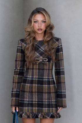 Eva Queen - Photo Call of Acne Studio Fashion Show, Spring Summer 2026 Collection as part of Paris Fashion Week, France, October 1st, 2025 Olivier Borde Bestimage Photo Call of Acne Studio Fashion Show, Spring Summer 2026 Collection as part of Paris Fashion Week, France, October 1st, 2025 Paris France  Copyright: xOLIVIERxBORDEx xBESTIMAGExOLIVIERxBORDEx xBESTIMAGEx