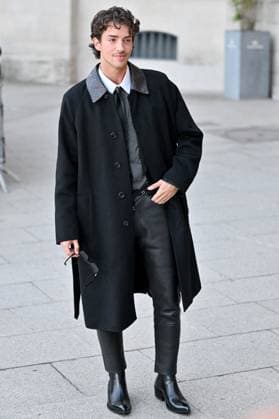PFW Tom Ford Outside Arrivals Manu Rios arriving at Tom Ford Show during Paris Fashion Week in Paris, France on October 1, 2025. Photo by Julien Reynaud APS-Medias ABACAPRESS.COM Paris France  Copyright: xReynaudxJulien APS-Medias ABACAx