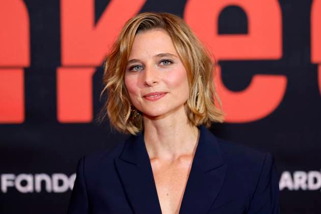 Actress Svenja Jung playing Marie at the premiere of the ARD WDR series naked at the Filmpalast cinema in Cologne, 01 10 2025 NRW Germany Copyright: xChristophxHardtx