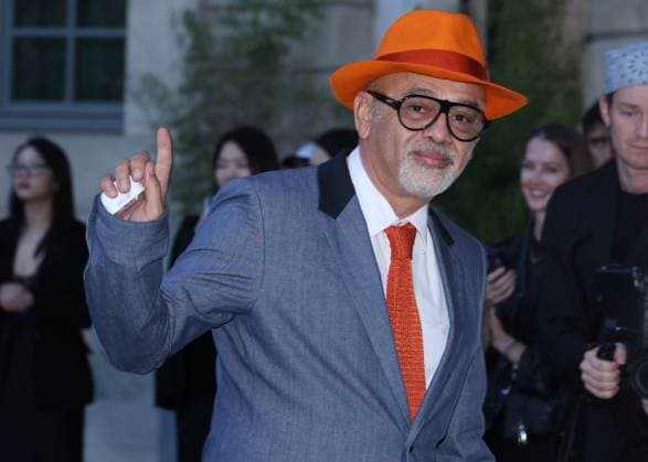 Christian Louboutin arrives at the Tom Ford Womens Collection Prêt à Porter Printemps Eté 2026 show as part of Paris Fashion Week PFW in Paris, France, on October 1, 2025 Denis Guignebourg Bestimage Arrivals at the Tom Ford fashion show as part of Spring Summer 2026 Paris Fashion Week in Paris, France, on October 1, 2025 Paris France  Copyright: xDenisxGuignebourgx xBestimagexDenisxGuignebourgx xBestimagex