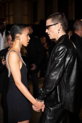 FKA Twigs and her partner Jordan Hemingway leaving the Tom Ford Womens Ready to Wear Spring Summer 2026 Paris Fashion Week PFW show, Place Vendôme, Paris, France, October 01, 2025 Pierre Perusseau Bestimage Exits Tom Ford fashion show as part of Spring Summer 2026 Paris Fashion Week on October 01, 2025 in Paris, France Paris France  Copyright: xTizianoxDaxSilvax-xPierrexPerusseaux xBestimagexTizianoxDaxSilvax-xPierrexPerusseaux xBestimagex