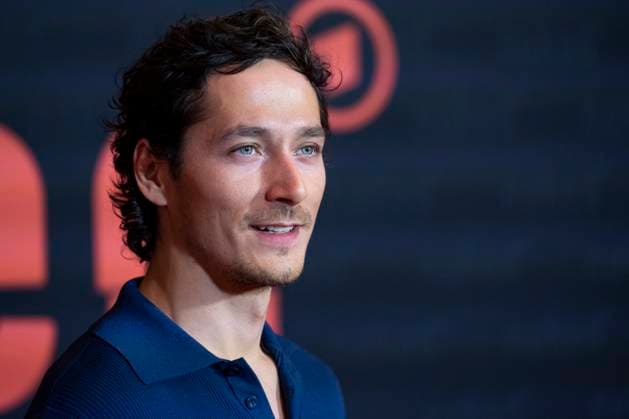 Actor Noah SAAVEDRA mi , portrait, portrait, friendly, laughing, at the premiere of the ARD WDR TV series ,naked, at the Filmpalast Koeln, on 01 10 2025