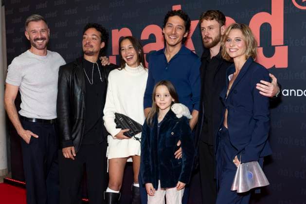 The actors and actresses from left to right Jochen SCHROPP, Aurel MERTZ, Malya Stern TAKEDA, Thore ANKER in front, Noah SAAVEDRA, Marco GIANNI and Svenja JUNG, friendly, laughing, at the premiere of the ARD WDR TV series ,naked, at the Filmpalast Koeln, on 01 10 2025