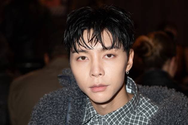 PFW Acne Studios Front Row Johnny Suh attending the Acne Studios Womenswear Spring Summer 2026 show as part of Paris Fashion Week in Paris, France on October 01, 2025. Photo by Aurore Marechal ABACAPRESS.COM Paris France  Copyright: xMarechalxAurore ABACAx