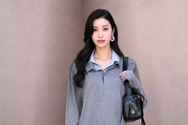 PFW Acne Studios Photocall Mayu Kitazawa attending the Acne Studios Womenswear Spring Summer 2026 show as part of Paris Fashion Week in Paris, France on October 01, 2025. Photo by Aurore Marechal ABACAPRESS.COM Paris France  Copyright: xMarechalxAurore ABACAx