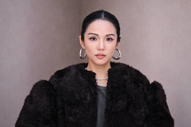 PFW Acne Studios Photocall Yoyo Cao attending the Acne Studios Womenswear Spring Summer 2026 show as part of Paris Fashion Week in Paris, France on October 01, 2025. Photo by Aurore Marechal ABACAPRESS.COM Paris France  Copyright: xMarechalxAurore ABACAx