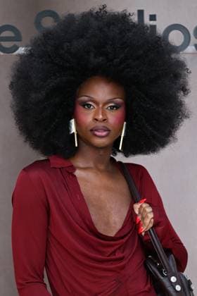 PFW Acne Studios Photocall Symone attending the Acne Studios Womenswear Spring Summer 2026 show as part of Paris Fashion Week in Paris, France on October 01, 2025. Photo by Aurore Marechal ABACAPRESS.COM Paris France  Copyright: xMarechalxAurore ABACAx