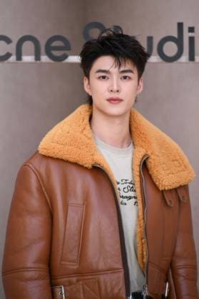 PFW Acne Studios Photocall Meen Nichakoon attending the Acne Studios Womenswear Spring Summer 2026 show as part of Paris Fashion Week in Paris, France on October 01, 2025. Photo by Aurore Marechal ABACAPRESS.COM Paris France  Copyright: xMarechalxAurore ABACAx