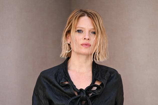 PFW Acne Studios Photocall Melanie Thierry attending the Acne Studios Womenswear Spring Summer 2026 show as part of Paris Fashion Week in Paris, France on October 01, 2025. Photo by Aurore Marechal ABACAPRESS.COM Paris France  Copyright: xMarechalxAurore ABACAx