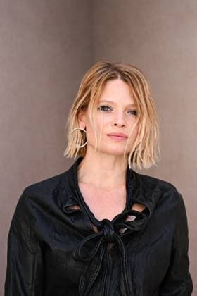 PFW Acne Studios Photocall Melanie Thierry attending the Acne Studios Womenswear Spring Summer 2026 show as part of Paris Fashion Week in Paris, France on October 01, 2025. Photo by Aurore Marechal ABACAPRESS.COM Paris France  Copyright: xMarechalxAurore ABACAx