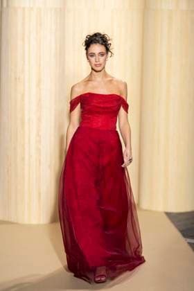 PFW - Christophe Guillarme Runway A model presents a creation by Christophe Guillarme for the Women Ready-to-wear Spring-Summer 2026 collection as part of the Paris Fashion Week, in Paris on September 30, 2025.Photo by Eliot Blondet ABACAPRESS.COM Paris France France  Copyright: xBlondetxEliot ABACAx