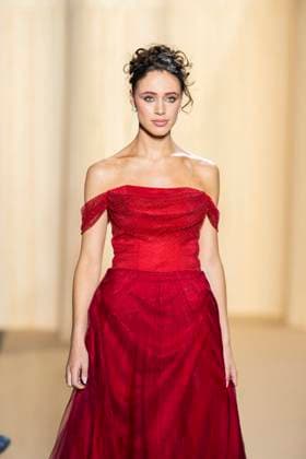 PFW - Christophe Guillarme Runway A model presents a creation by Christophe Guillarme for the Women Ready-to-wear Spring-Summer 2026 collection as part of the Paris Fashion Week, in Paris on September 30, 2025.Photo by Eliot Blondet ABACAPRESS.COM Paris France France  Copyright: xBlondetxEliot ABACAx
