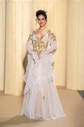 PFW - Christophe Guillarme Runway A model presents a creation by Christophe Guillarme for the Women Ready-to-wear Spring-Summer 2026 collection as part of the Paris Fashion Week, in Paris on September 30, 2025.Photo by Eliot Blondet ABACAPRESS.COM Paris France France  Copyright: xBlondetxEliot ABACAx