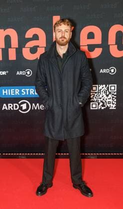 01 10 2025 Cologne Premiere of the ARD WDR series naked at Filmpalast Cologne The six-part love noir psychodrama between love, addiction and destruction from ARD WDR is the first German series to deal with sex addiction and co-dependency and its effects on the lives of those af