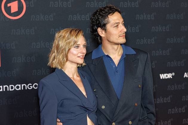 01 10 2025 Cologne Premiere of the ARD WDR series naked at Filmpalast Cologne The six-part love noir psychodrama between love, addiction and destruction from ARD WDR is the first German series to deal with sex addiction and co-dependency and its ef