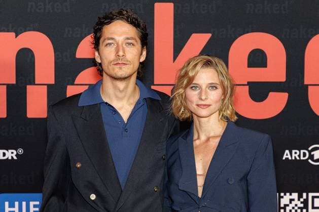 01 10 2025 Cologne Premiere of the ARD WDR series naked at Filmpalast Cologne The six-part love noir psychodrama between love, addiction and destruction by ARD WDR is the first German series to deal with sex addiction and co-dependency and its effe