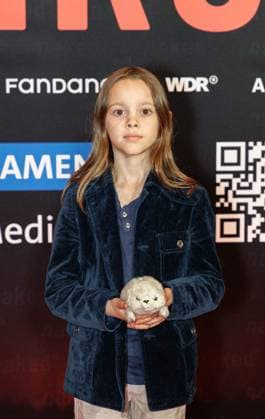01 10 2025 Cologne Premiere of the ARD WDR series naked at Filmpalast Cologne The six-part love noir psychodrama between love, addiction and destruction from ARD WDR is the first German series to deal with sex addiction and co-dependency and its effects on the lives of those affected based on t