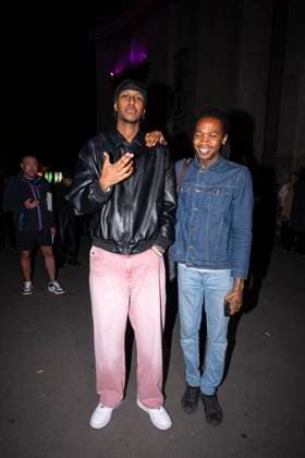 Guest Arriving at Karl Lagerfeld s From Paris With Love party at the Yoyo club in Paris during Fashion Week for the Spring Summer 2026 Women s Ready to Wear Collection on October 2, 2025 Perusseau Da Silva Bestimage Arriving at Karl Lagerfeld s From Paris With Love party at the Yoyo club in Paris during Fashion Week for the Spring Summer 2026 Women s Ready to Wear Collection on October 2, 2025 Paris France  Copyright: xTizianoxDaxSilvax-xPierrexPerusseaux xBestimagexTizianoxDaxSilvax-xPierrexPerusseaux xBestimagex