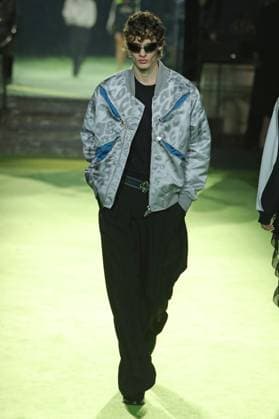 PFW - Casablanca Runway A model walks the runway during the Casablanca Womenswear Spring Summer 2026 show as part of Paris Fashion Week on October 01, 2025 in Paris, France. Photo by Alain-Gil Gonzalez ABACAPRESS.COM Paris France  Copyright: xGonzalezxAlain-Gil ABACAx
