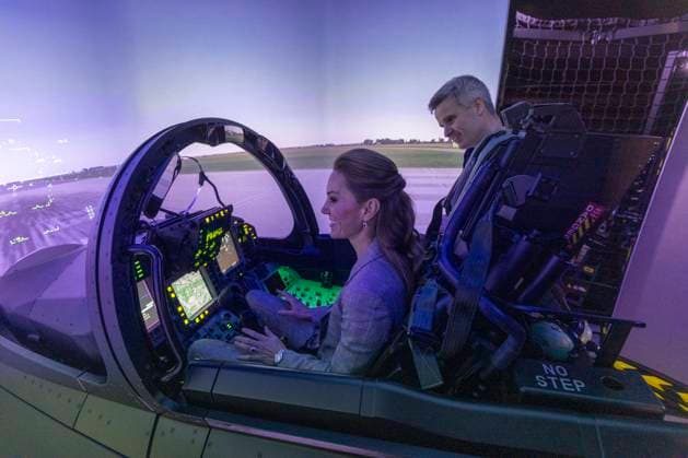 . 02 10 2025. Coningsby, United Kingdom. Kate Middleton, the Princess of Wales, during a visit to RAF Coningsby, United Kingdom.  xPoolx xi-Imagesx IIM-26267-0039