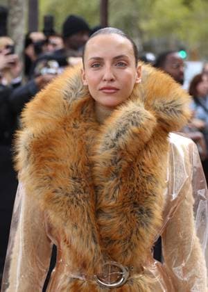 Carla Ginola aux arrivées du défilé Rabanne Collection Femme Prêt à Porter Printemps Eté 2026 lors de la Fashion Week de Paris PFW , à lUNESCO, à Paris, France, le 2 octobre 2025 Denis Guignebourg Bestimage Arrivals Rabanne fashion show as part of Spring Summer 2026 Paris Fashion Week on October 02, 2025 in Paris, France Paris France  Copyright: xDenisxGuignebourgx xBestimagexDenisxGuignebourgx xBestimagex