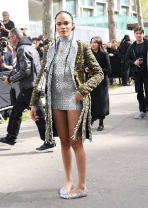 Yasmin Finney aux arrivals du défilé Rabanne Collection Femme Prêt à Porter Printemps Eté 2026 lors de la Fashion Week de Paris PFW , à lUNESCO, à Paris, France, le 2 octobre 2025 Denis Guignebourg Bestimage Arrivals Rabanne fashion show as part of Spring Summer 2026 Paris Fashion Week on October 02, 2025 in Paris, France Paris France  Copyright: xDenisxGuignebourgx xBestimagexDenisxGuignebourgx xBestimagex